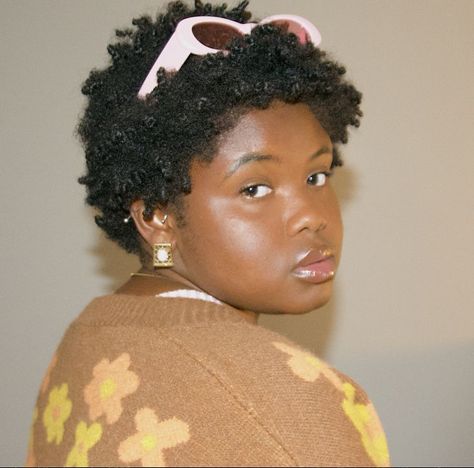 Black Faces Reference, Diverse Face References, Headshot Plus Size, Enby Face Claim, Black People Reference, Black Woman Reference, Chubby Face Reference, Black Person Reference, Plus Size Face Claim