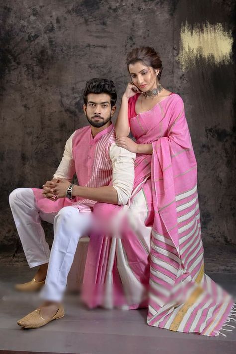 Price Rs 1250+ Shipping extra Couple Dresses, Painted Saree, Saree Pallu, Couple Shooting, Gents Kurta, Couple Wedding Dress, Dresses Traditional, Men's Kurta, Set Saree