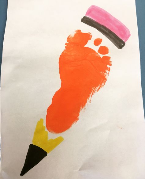 School Bus Footprint, Baby Footprint Crafts, Baby Art Crafts, August Crafts, Baby Footprint Art, September Crafts, Footprint Craft, Baby Art Projects, Footprint Crafts