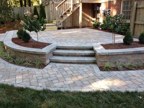 Diy Flagstone, Inlaw Suite, Diy Patio Pavers, Pavers Backyard, Paver Designs, Brick Patio, Raised Patio, Patio Pavers Design, Walkway Ideas