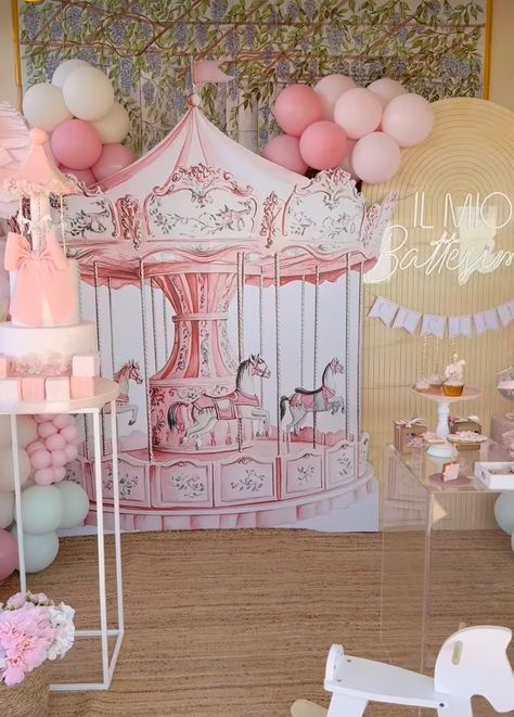 Carousel Theme Birthday Party, Carousel Party, Ideas Cumpleaños, First Birthday Themes, Circus Party, 1st Birthdays, Birthday Theme, Carousel, Birthday Party Themes