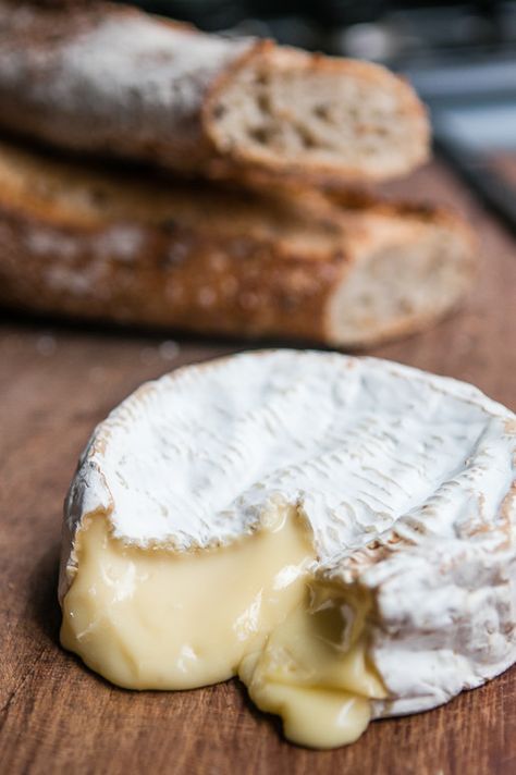 Camembert de Normandie - raw milk French cheese | davidlebovitz.com French Cheese, Queso Cheese, Wine Cheese, Cheese Lover, French Food, How To Make Cheese, Frozen Yogurt, Cheese Recipes, It's Hard