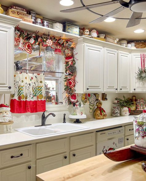 Good Morning Friends. ♥️ I’m jumping online to share a little peek into my kitchen. 🫣 It’s still a Work In Progress but I admit… I’m… | Instagram Holiday Kitchen Decor, Kitchen Decor Themes, Christmas Kitchen Decor, Christmas Trends, Kitchen Window, Good Morning Friends, Christmas Kitchen, Red And White Stripes, Kitchen Decor