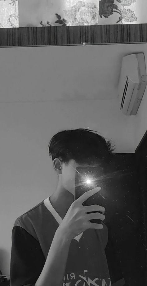 Emo Aesthetic Wallpaper, Black Mask Aesthetic, Muka Lelaki, Youth Photos, Album Cover Wallpaper Collage, Boyfriend Pranks Pictures, Boy Blurred Pic, Boy Best Friend Pictures