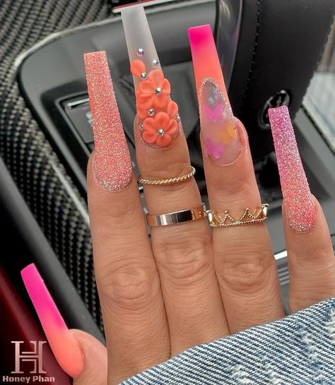 Xxl Acrylic Nails, Coffin Tips, Flare Nails, Nail Design Inspiration, Colored Acrylic Nails, Polygel Nails, Long Square Acrylic Nails, Bling Acrylic Nails, Nail Designs Glitter