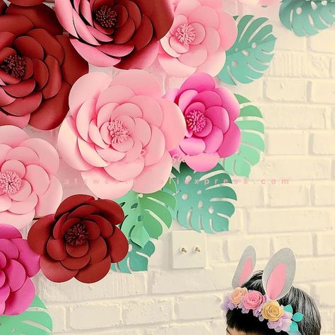 DIY Large Rose Giant Paper Flowers Wall Decor Home Wedding Decoration Baby Shower Birthday Party Artificail Flowers Backdrop|Artificial & Dried Flowers| - AliExpress Paper Flowers Wall Decor, Paper Flowers Wall, Giant Paper Roses, Paper Flower Centerpieces, 3d Paper Flowers, Flower Backdrop Wedding, Flowers Wall Decor, Diy Flores, Fleurs Diy