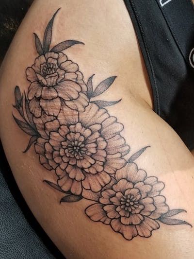 Marigold Tattoo, Flower Thigh Tattoos, Birthday Tattoo, Marigold Flowers, Explore Tattoo, Chicano Tattoos, Vine Tattoos, Flower Sleeve, Birth Flower Tattoos