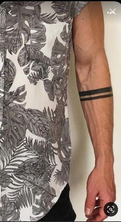 Leg Band Tattoos, Stripe Tattoo, Arm Tattoos Black, Wrist Band Tattoo, Armband Tattoos For Men, Band Tattoos For Men, Black Line Tattoo, Tattoo Band, Around Arm Tattoo