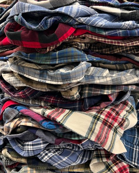 🍁Flannels are hereee!🍁 I love flannels more than I should, they’re just so versatile and cozy 🥰 We just stocked a whole rack of cute flannels in all sizes and colors for you wonderful babes 💚 And tomorrow (Saturday) I’ll have a couple racks of $5 clothes outside all day for the Lower Lawrenceville “Sidewalk Soirée” - a little sale put on by @lvpgh celebrating the end of over a year of construction in lower LV🦺🚧 Cute Flannels, Flannel Aesthetic, Flannel Outfits, Practical Magic, Aesthetic Vintage, Glee, Put On, A Year, The End