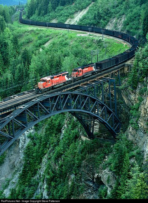 Canadian National Railway, Canadian Pacific Railway, Scenic Train Rides, Railroad Bridge, Scenic Railroads, Railroad Pictures, Model Train Scenery, Railroad Photography, Railroad Photos