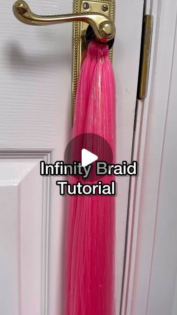 Fishtail Braid How To Step By Step, Fishtail Braid Hairstyles Tutorials, Braids With Colored Hair, Mermaid Hair Braid, How To Do A Fishtail Braid, Fishtail Braid How To, Infinity Braid Tutorial, Mermaid Hair Tutorial, Fishtail Braid Tutorial