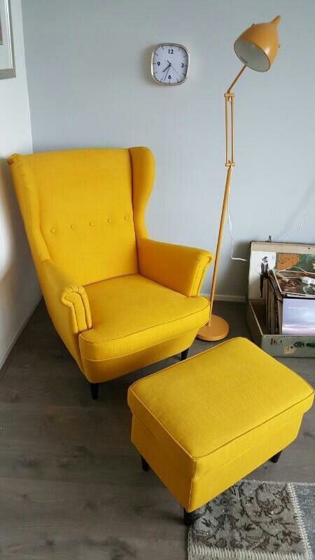 Chair Ikea, Ikea Strandmon, King Chair, Library Living Room, British School, Cheap Chairs, Instagram King, Yellow Chair, Corner Decor