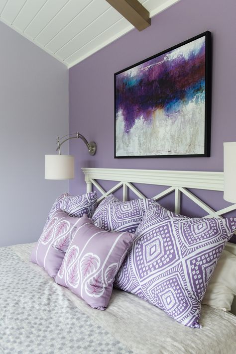 Purple Bedroom Walls, Purple Accent Wall, Lavender Bedroom, Purple Bedroom Decor, Bedroom Purple, Purple Bedrooms, Room Wall Colors, Purple Bedroom, Bedroom Wall Colors