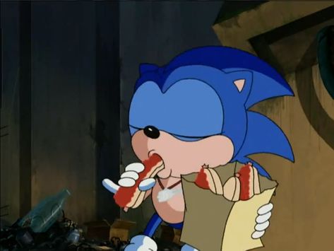 Just Sonic and a chilly dog. Chilly Dogs, Sonic Underground, Chili Dog, Chili Dogs, The Hedgehog, Favorite Food, Sonic The Hedgehog, Sonic, Chili