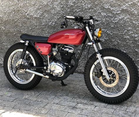 Future Motorcycle, Honda Cafe Racer, Scrambler Cafe Racer, Honda Cg125, Vintage Honda Motorcycles, Brat Bike, Suzuki Cafe Racer, Custom Motorcycle Paint Jobs, Cafe Racer Moto