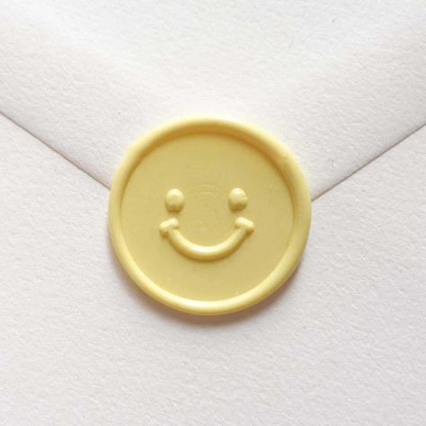 write me a love letter 💌 Wax Melt Storage Ideas, Sealed Letter, Wax Melts Storage, Keepsake Display, Smiley Face Emoji, Stamp Letter, Face Wax, Wax Stamps, Happy Smiley Face