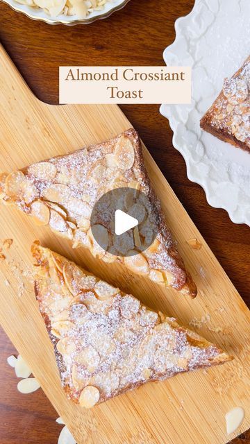 Almond Croissant Toast, Croissant Toast, Almond Croissants, Almond Desserts, Breakfast Homemade, Croissant Recipe, Almond Croissant, Breakfast Sweets, Almond Flour Recipes