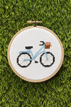 Pola Kristik, Pola Sulam, Cute Cross Stitch, Simple Cross Stitch, Hand Embroidery Stitches, Cross Stitch Patterns Free, Free Cross Stitch, Hand Embroidery Patterns, A Cross