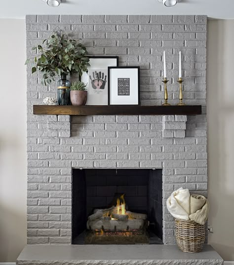 Design Camino, White Brick Fireplace, Painted Brick Fireplace, Painted Brick Fireplaces, Fireplace Update, Chicago Interior Design, Paint Fireplace, Brick Fireplace Makeover, The Mantle