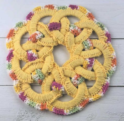 Crochet Trivet, Retro Crochet, Free Baby Blanket Patterns, Crocheted Things, Crochet Pot, Crochet Coasters Free Pattern, Crochet Hot Pads, Crocheted Patterns, Diy Yarn Crafts