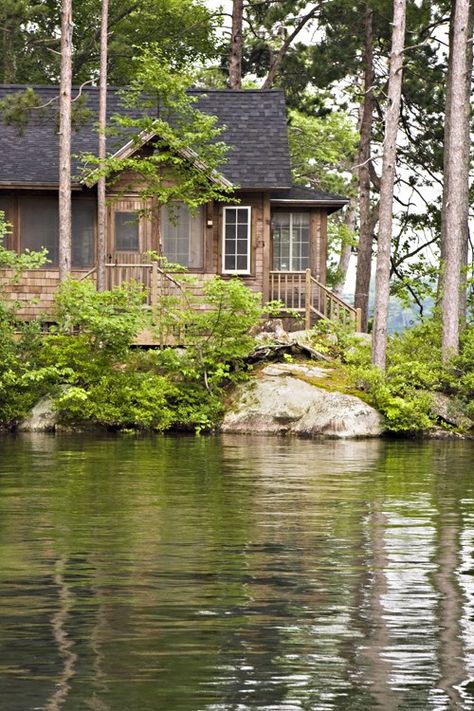 Cabin By Lake Woods, Mountain Cottage Aesthetic, Small Cottage Aesthetic, Woods With Lake, Cottage By Lake, Lake Cottage Aesthetic, Old Lake House Aesthetic, Old Lake House, Wooden Cottage In The Forest