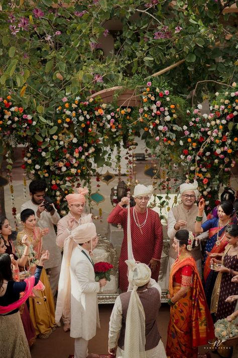 A Destination Wedding With Gorgeous Mandap & A Bride Who Wore Ancestral Jewellery | WedMeGood Maharashtrian Wedding Photography, Maharashtrian Wedding Aesthetic, Mandap Ideas, Birthday Surprise For Husband, Maharashtrian Bride, Maharashtrian Wedding, Bridal March, Shantanu And Nikhil, Bride Indian