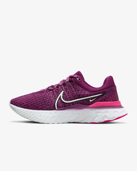 Outfit Bordeaux, Nike Basket, Nike React Infinity Run Flyknit, Nike React Infinity Run, Running Outfit, Sports App, Nike React, Pink Nikes, Nike Shoes Women