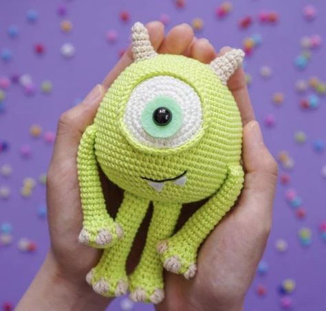 Free Crochet Patterns & Crafters on the Tedooo App 🧶 | Free pattern 
Spotted on the Tedoo app | Facebook Monsters Inc Crochet, Crochet Monsters, Crochet Disney, Mike Wazowski, Crochet Mouse, Bobble Stitch, Crochet Lovers, Amigurumi Free, Free Crochet Patterns