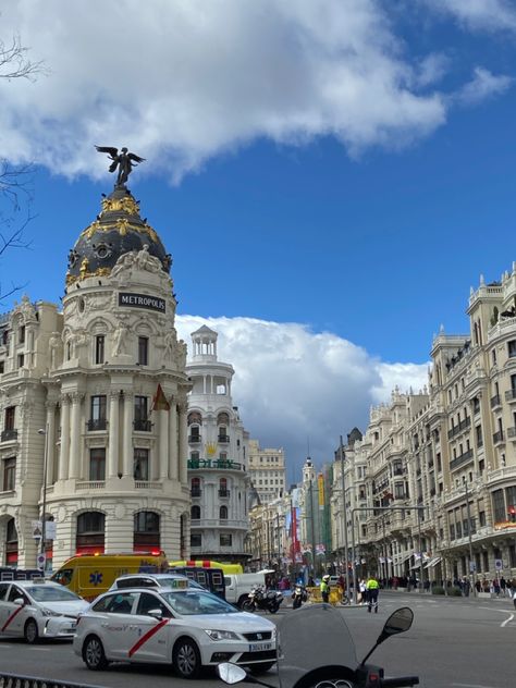 #madrid #spain #metropolis Study Abroad Madrid, Metropolis Madrid, Spain Trip, Spain Aesthetic, Madrid City, City Aesthetic, Madrid Spain, Paris Travel, Spain Travel