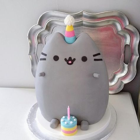 Pusheen Cake, Pusheen Birthday, 14th Birthday Cakes, Mini Cakes Birthday, Vanilla Sponge, Cat Cake, Cute Birthday Cakes, Novelty Cakes, Cute Desserts