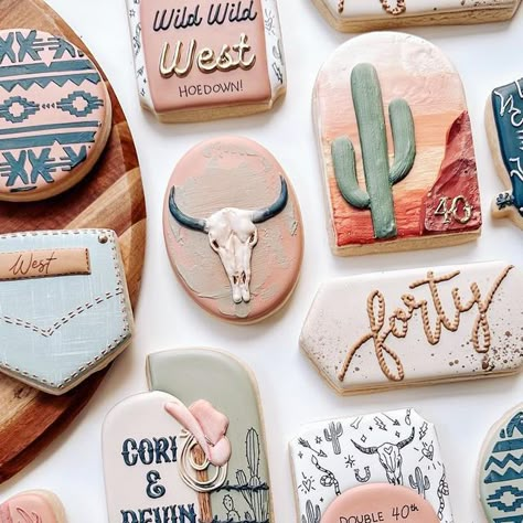 Desert Cowboy Birthday, Boho Western Cookies Decorated, Cow Skull Cookies Decorated, Hoedown Cookies, Western 40th Birthday Party, Western Birthday Cookies, Western Wedding Cookies, Wild West Cookies, Cowboy Cookies Decorated