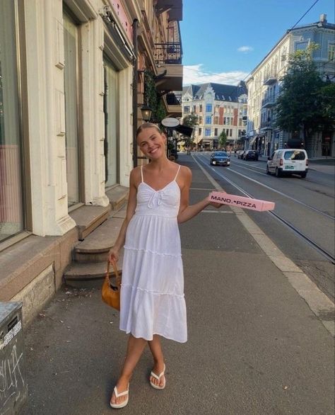 White Midi Dress Summer, Europe Spring Aesthetic, European Summer Clothes, Italian Summer Wardrobe, Summer Dc Outfit, Summer In Europe Aesthetic Outfits, Interrailing Europe Outfits, Euro Summer Dress, European Summer Outfits Aesthetic