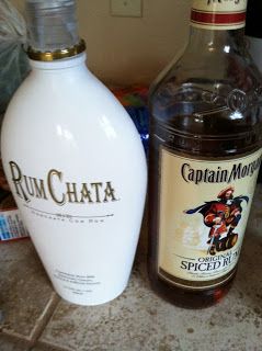 Captain Chata  1 part Captain Morgan  1 part Rumchata, It tastes like Captain crunch cereal Rumchata Recipes Drink, Rumchata Cocktails, Rumchata Drinks, Holiday Drink Recipes, Rumchata Recipes, Holiday Cocktails Christmas, Rum Chata, Cocktails Christmas, Christmas Drinks Alcohol Recipes