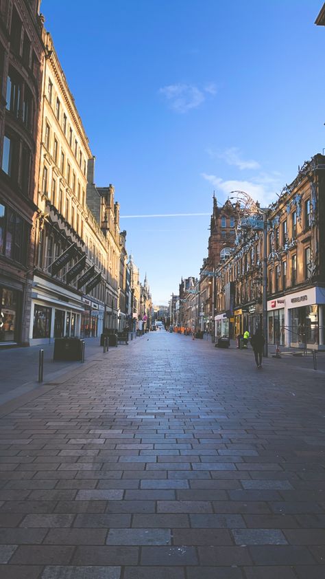 Buchanan Street in Glasgow taken on disposable film. Glasgow Buchanan Street, Buchanan Street Glasgow, Glasgow Streets, Glasgow Shopping, Travel Scotland, Bee Friendly, Oxford University, Scotland Travel, Study Abroad