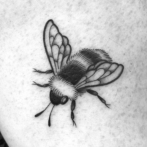 A 🐝 for Bryce. Thank you! Bee Tattoo Black And White, Bee Tattoo Drawing, Bee Tattoo Black, Bee Tattoo Design, Honey Bee Tattoo, Line Drawing Tattoos, Tattoo Black And White, Bumble Bee Tattoo, Beginner Tattoos