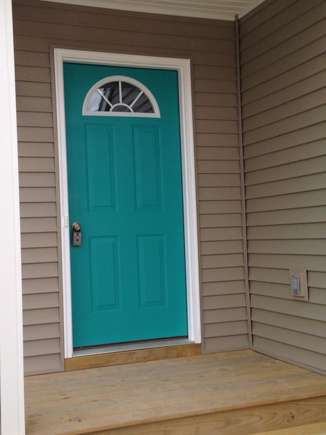 Our front door. "Nifty Turquoise " Sherwin Williams. I love it! Sw Nifty Turquoise, Teal Front Door Colors, Bookcase Railing, Teal Front Door, Coloring Pages Anime, Craftsman Front Door, Kid Coloring Pages, Teal Front Doors, Turquoise Door