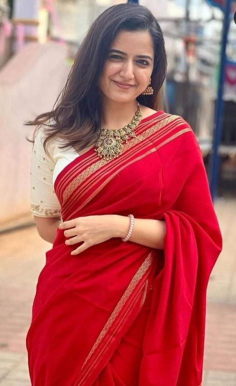 Ashika Ranganath, Stylish Saree, Embrace Yourself, Saree Ideas, Short Curly Hairstyles, Monsoon Season, Simple Saree Designs, Latest Bridal Dresses, Fashionable Saree Blouse Designs