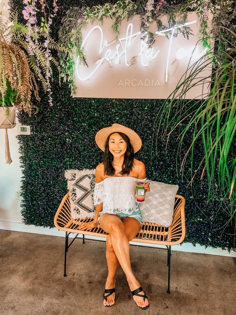 @thatjennngirl - Scottsdale, Arizona Coffee Shop Selfie Wall, Instagramable Walls Cafe Modern, Spa Selfie Wall, Restaurant Selfie Wall Ideas, Cafe Selfie Wall, Salon Selfie Wall, Selfie Wall Ideas Restaurant, Instagramable Walls Cafe, Instagrammable Walls Interior