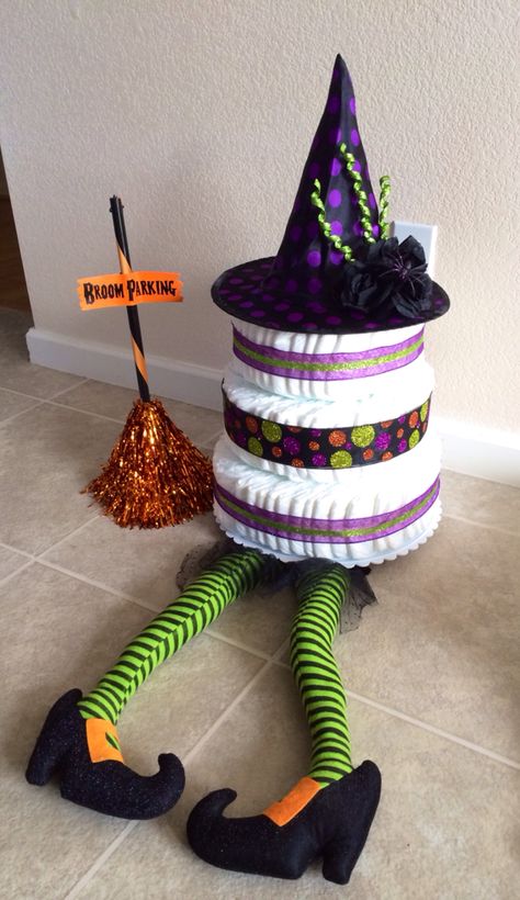 Halloween Baby Shower/ Witch Diaper Cake. Halloween Baby Shower Theme, October Baby, Creepy Halloween Decorations, Pumpkin Baby, Shower Bebe, Halloween Baby, Diaper Cakes, Creepy Halloween, Halloween Celebration