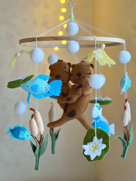 Otters mobile crib, baby mobile hanging, Nursery mobile felt - Inspire Uplift Otter Nursery, Homemade Mobile, Fabric Mobile, Homemade Stuffed Animals, Chelsea Baby, Felt Baby Mobile, Mobile Diy, Avatar Babies, Boy Mobile