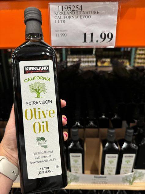 Kirkland California Extra Virgin Olive Oil at Costco. Costco Products, University Food, Costco Shopping List, Costco Shopping, Greek Lemon Chicken, Salmon Potato, Waffle Cookies, Family And Consumer Science, Lunch Appetizers