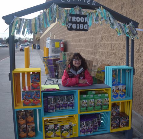 Girl Scout Cookie Rally, Girl Scout Cookies Funny, Girl Scout Cookie Meme, Girl Scout Mom, Scout Projects, Brownie Ideas, Cookie Booth, Girl Scout Cookie Sales, Girl Scout Cookies Booth