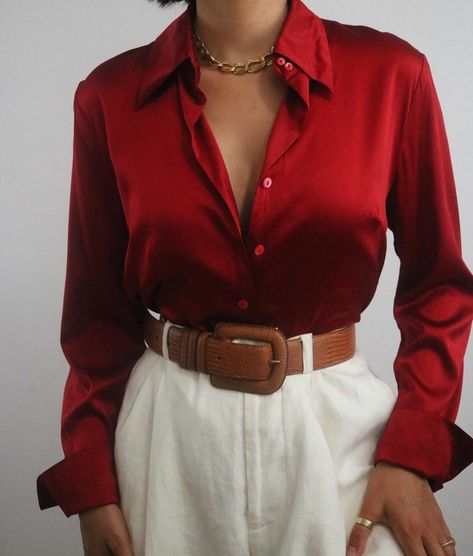 Red Shirt Outfits, Satin Shirt Outfit, Carlos Alcaraz, Cute Nike Outfits, Vintage Cherry, Lady L, Elegante Casual, Classy Work Outfits, Stylish Work Outfits