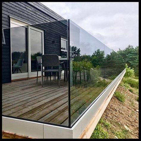 Glass Staircase Railing, Modern Railing, Glass Fence, Power Coating, Glass Balcony, Balcony Grill, Glass Stairs, Modern Balcony, Balcony Railing Design