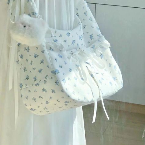 Miyagawa 2024 Spring Floral New Single Shoulder Crossbody Bag with Bow Cute Korean Style Cloth Bags for Women - AliExpress 1524 Shoulder Bag Aesthetic Outfit, Aesthetic Student, Shoulder Bag Aesthetic, Purse Aesthetic, Pretty Tote Bags, Leather School Backpack, Kawaii Bag, Kawaii Bags, My Style Bags