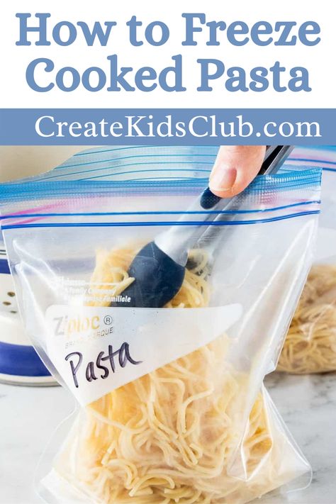 Don’t throw away leftover pasta – freeze it! If you find yourself making too much pasta save yourself time and energy the next time by learning how to freeze pasta. It’s easy to reheat quickly and tastes great. How To Freeze Cooked Pasta, Can You Freeze Cooked Pasta, How To Cook Pasta Ahead Of Time, How To Freeze Leftovers, How To Freeze Pasta, Frozen Pasta Meals, Easy Meals You Can Freeze And Reheat, Leftover Fettucini Noodles, Freeze And Reheat Meals