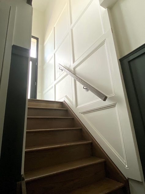 Stairway Board And Batten, Board And Batten Hallway, Board And Batten Entryway, Batten Entryway, Cottage Basement, Stairway Makeover, Diy Board And Batten Wall, Entryway Diy, Stairs Diy