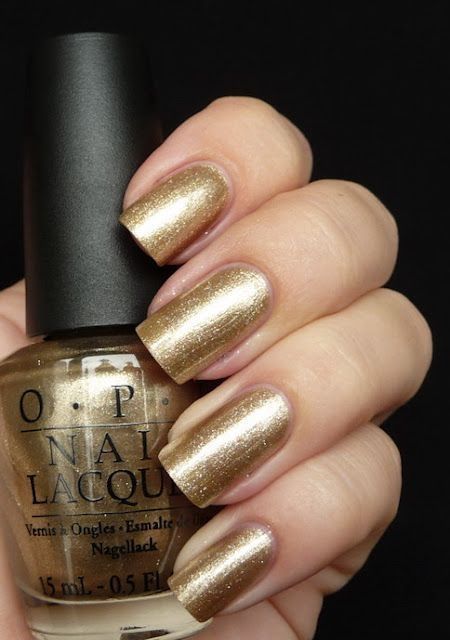 Mani of the Week: Gorgeously Gilded Opi Nail Polish Color Chart, Opi Nail Polish Colors, Gold Nail Polish, Gold Nail, Nail Polish Art, Best Nail Polish, Opi Nail Lacquer, Opi Nail Polish, Nail Polish Designs