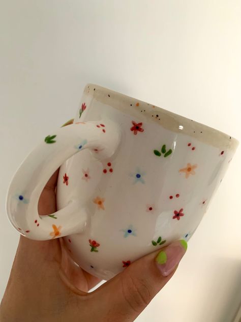 ceramic cup, pinging ceramic Pintar Tazas Ceramica Ideas, Mug Art Ideas, Ideas Arcilla, Cerámica Ideas, Hand Painted Mugs, Painted Mugs, Painting Inspo, Mug Art, Pottery Ideas