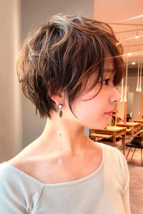 Impressive Versatility Of A Feminine Pixie Cut | Glaminati.com Feminine Pixie Cuts, Short Hair Designs, Longer Pixie Haircut, New Short Hairstyles, Pixie Haircut For Thick Hair, Messy Short Hair, Blonde Pixie Haircut, Latest Short Hairstyles, Penteado Cabelo Curto